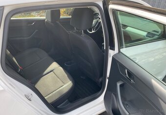 Škoda Rapid Spaceback - 11