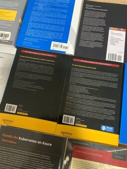 odborné IT knihy software architektúra, testing, cloud siet - 11