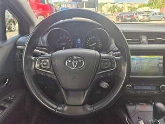 Toyota Avensis Combi 2.0 Valvematic Executive MDS - 11