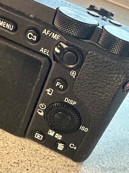 Somy Aplha A6600 + 2x Objektív - 11