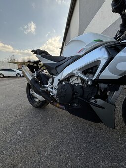 Aprilia tuono v4 1100 - 11