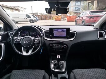 2022_KIA Ceed combi 1.5 turbo_1.maj.SR_9.667€ netto_ZÁRUKA_ - 11