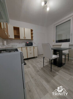 Na prenájom 1-izbový byt s balkónom v Nových Zámkoch - 11