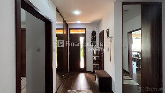 Rodinný dom s pozemkom 1 087 m², Cabaj-Čápor - 11