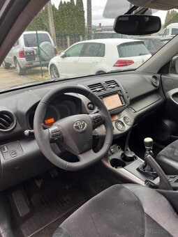 Toyota Rav4 D-4D 4x4 = Uzávierka, Top Stav, Bez korozie = - 11