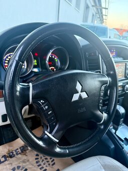 MITSUBISHI PAJERO 3.2DI-D A/T 7-MIESTNE MODEL 2010 TOP - 11