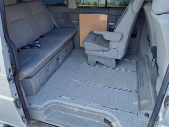 Volkswagen Multivan T4 111kw - 11