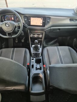 Predám  Volkswagen T-Roc 1.5 TSI BMT Style - 11