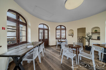 BOSEN | Na predaj historická budova Rotunda Spiegelsaal s re - 11