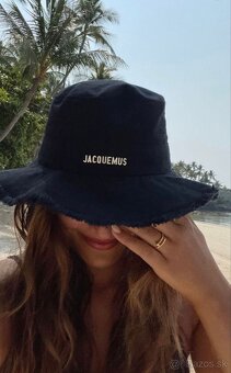 JACQUEMUS klobúk - biely / čierny - 11