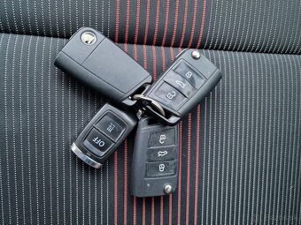 Škoda Octavia Combi 2.0 TDI SPORTLINE DSG Webasto - 11