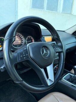 MERCEDES-BENZ C200CDI W204 3M FÓLIA MODEL 2011 - 11