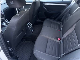 Škoda Octavia 2.0 TSI Ambition DSG - 11