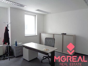 Kancelárske priestory 140 m2 v historickej budove na Hurbano - 11