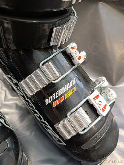 JUNIORSKÉ LYŽIARKY NORDICA DOBERMANN TEAM 80 36,5-37,5 EUR - 11