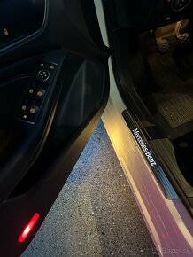 r.v 1/2017 Mercedes CLA Shooting brake / White (combi) - 11