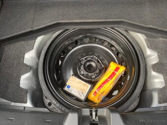 Mercedes-Benz SLK 200 r2010 M6 135kw - 11