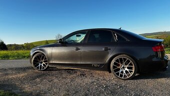 AUDI A4 3,0 TDI V6 S-line Quattro - 11
