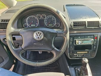 Volkswagen Sharan 1.9 TDI 85 KW - 11