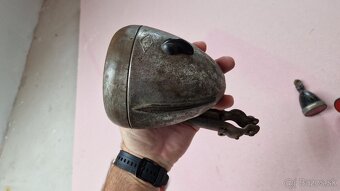 Svetlá, odrazky a zvonček na historické bicykle - 11