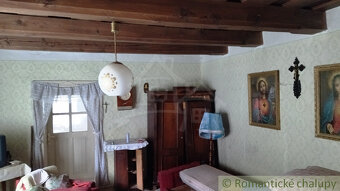 Pozemok s pôvodným domom - 11