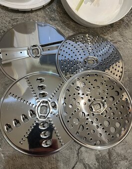 Bosch mum 4880/08 kuchynský robot 600w - 11