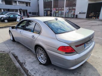 BMW e65 745i A/T benzín - 11