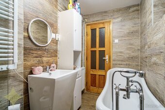 REZERVOVANÉ  Zrekonštruovaná chalupa Dovalovo Liptovský Hrád - 11