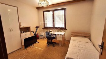 Veľký rodinný dom s úžitkovou plochou 330 m2, postavený... - 11