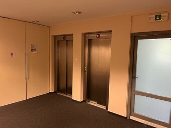 Kancelária na prenájom v Bratislave v Ružinovskej novostavbe - 11