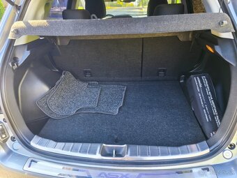 Mitsubishi ASX SLOVENSKÉ AUTO 1,6 MIVEC Benzín 86KW M5. 2016 - 11