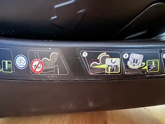 Britax Romer 2R otočná isofix - 11