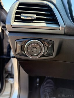 Ford Mondeo Mk5 - 11