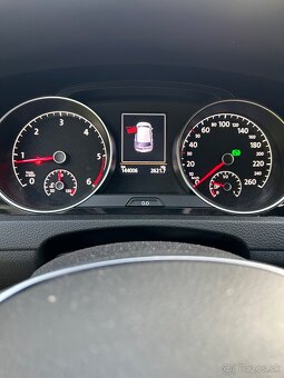 Volkswagen Golf 7 2.0 TDI DSG - 11