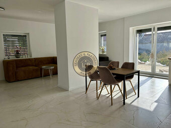 PREDAJ rodinný dom Bezenye - 11