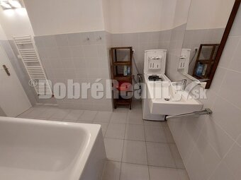 PRENÁJOM: VEĽKOMETRÁŽNY 2 IZBOVÝ BYT S 2 LOGGIAMI, CENTRUM - 11