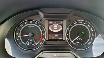 Škoda Octavia Combi SCOUT2.0 TDI DSG 4x4 - 11