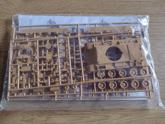 Plastikové modely techniky 1:72 - 11
