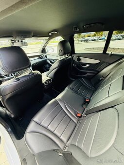 Mercedes-Benz C220D 4Matic - 11