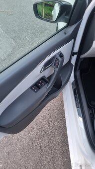 Volkswagen Polo - 11