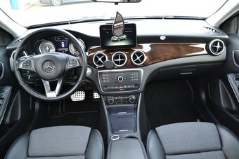 Mercedes-Benz GLA 180d A/T AMG Line - 11
