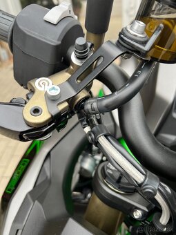 Kawasaki ZH2 SE - 200 koní,  Brembo, el. podvozok - akcia - 11