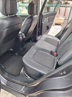 Kia Sportage - 11