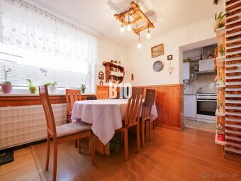 Rodinný dom s garážou - čiastočná rekonštrukcia - Dolné Kršk - 11