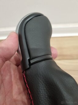 Kožena radiaca paka VW GTD s červenou niťou - 11