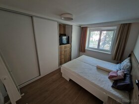 Prenajmem 2 izbový byt 650€+150€ - 11