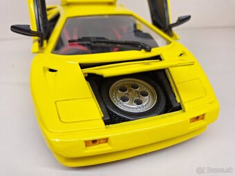 1:18 LAMBORGHINI DIABLO - 11