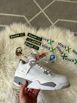 Jordan 4 - 11