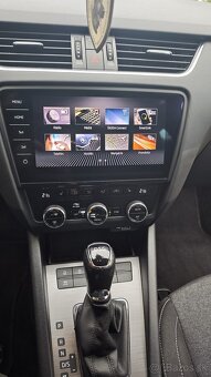 Skoda OCtavia Combi 2,0 TDi DSG - 11