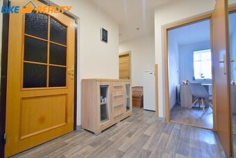 Udržiavaný 3-izb byt s parkovaním v Záturčí / cca 77M2/ - 11